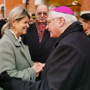 „Ich hatte den Eindruck, dass die  Verteidigungsministerin die Arbeit der Miliitärseelsorger im Bundesheer sehr schätzt.“ Ministerin plant auch an Soldatenwallfahrt nach Lourdes teilzunehmen.